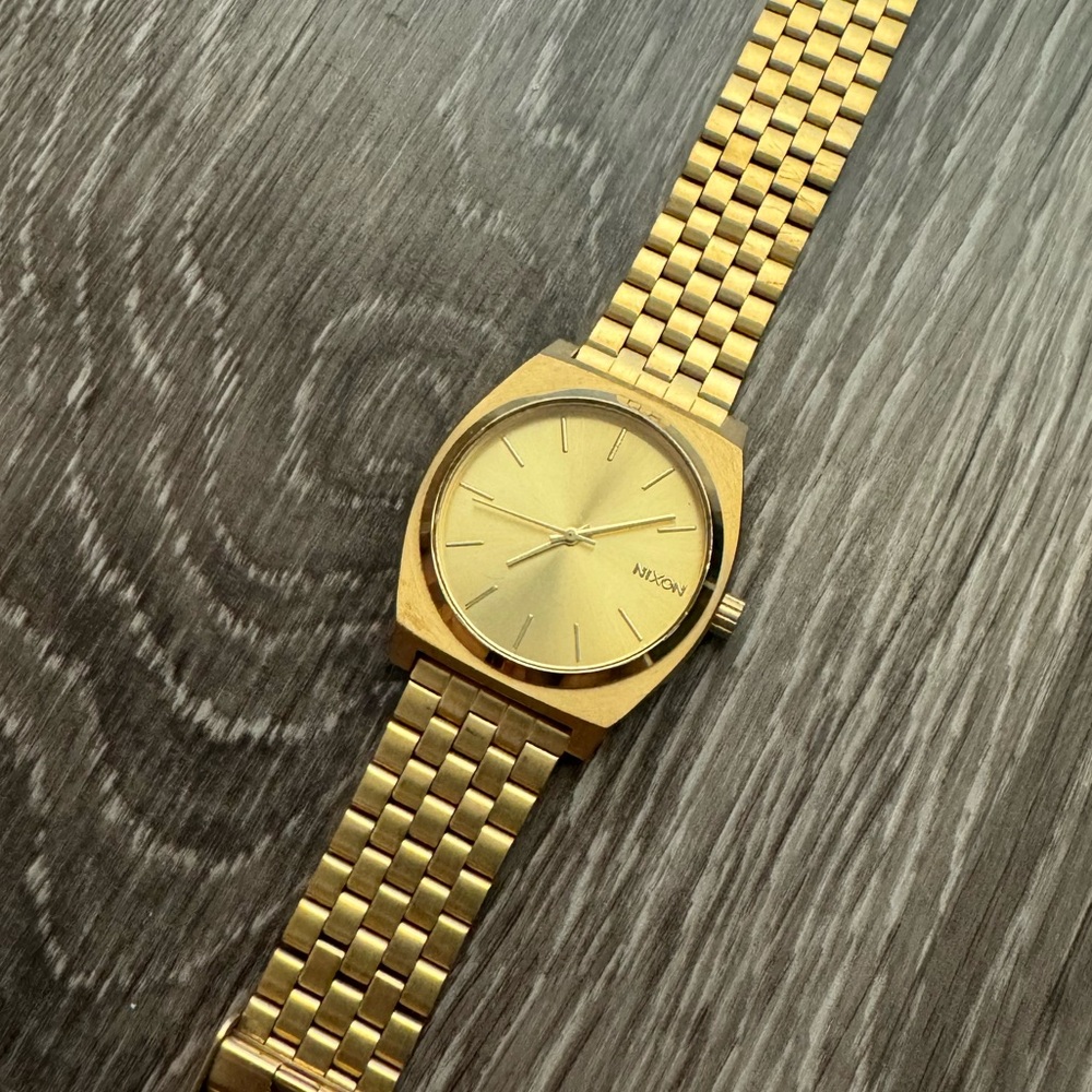 Nixon Time Teller